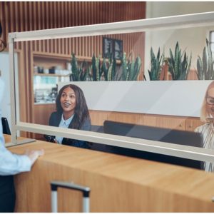 Viren-Praevention-Schutzmassnahme-Buero-Unternehmen-Plexiglas-Spuckschutz-Planex-1024x674