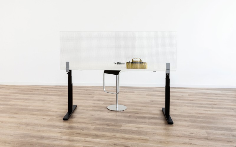 akustikkompetenz-by-planex-auftisch-aus-microperf-bild-von-mandy-goehler